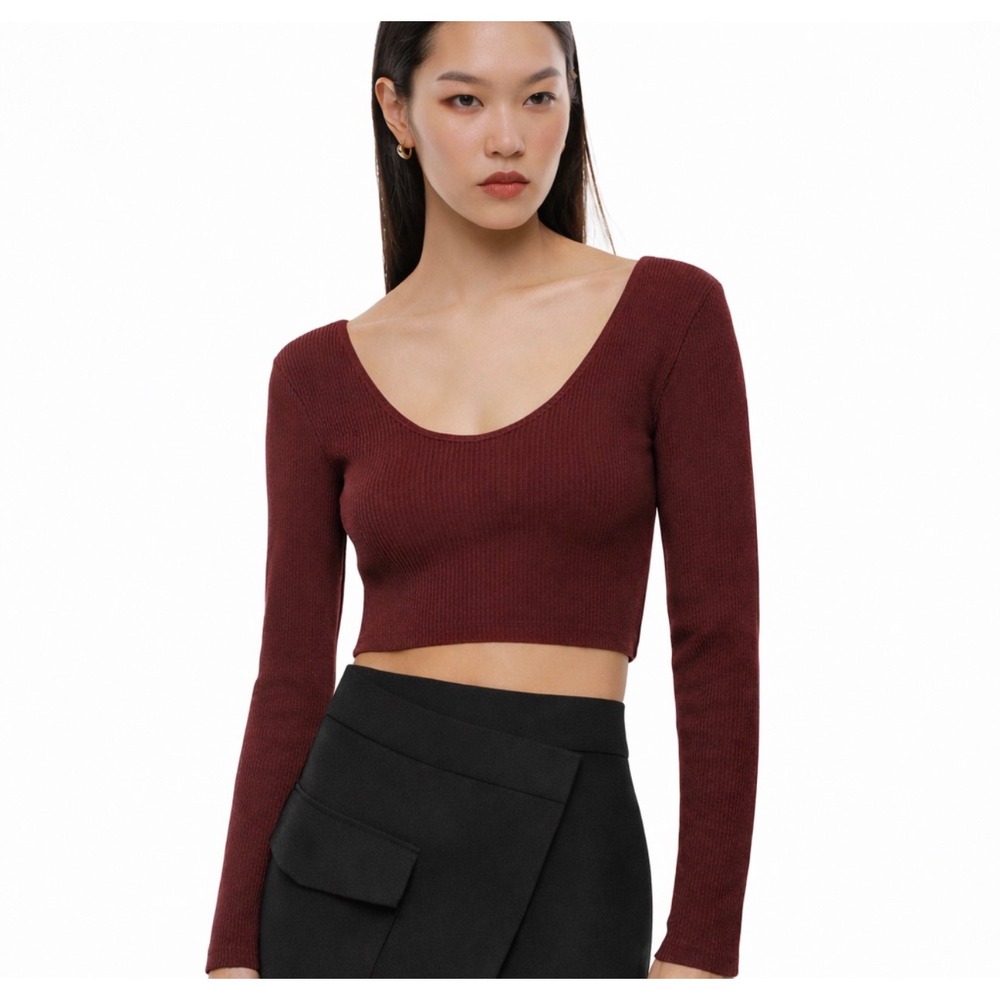 Aritzia Babaton Sculpt Knit Scoopneck Longsleeve – Burgundy‎ Maroon  – Size M
